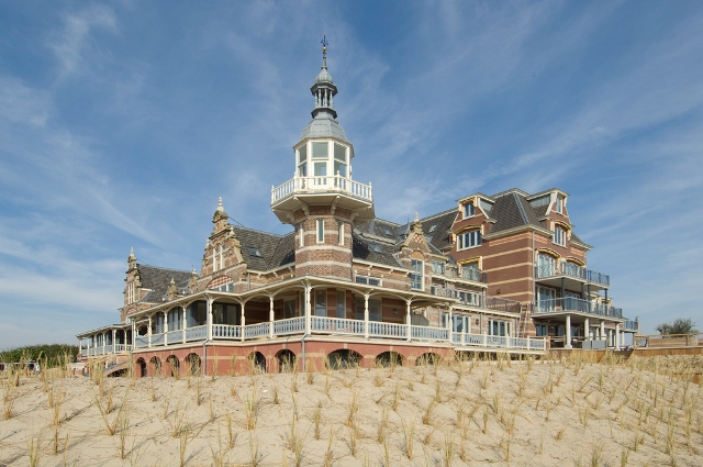 Das Badpaviljoen auf den Dünen von Domburg